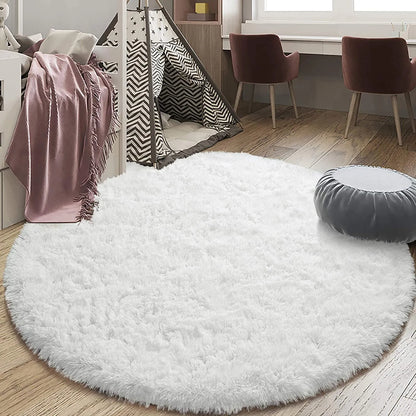 Round plush carpet